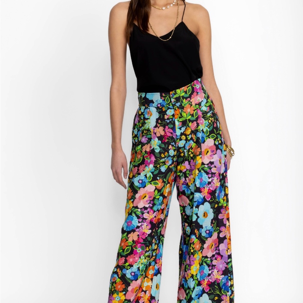 Johnny Was Wide-Leg Linen Floral Pants with Multicolor Bouquet